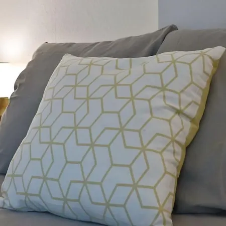 Le Coin De Paradis, Proche Centre * مُلووز